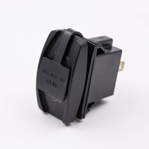 USB Car Charger Multi Port Socket Dual Port 5V 3.1A With Dust Cover