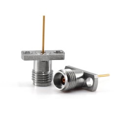 Female 2.92Mm 2-Hole Flange Dc To 40Ghz Outer Contact Through The Wall Outer Contact Through The Wall