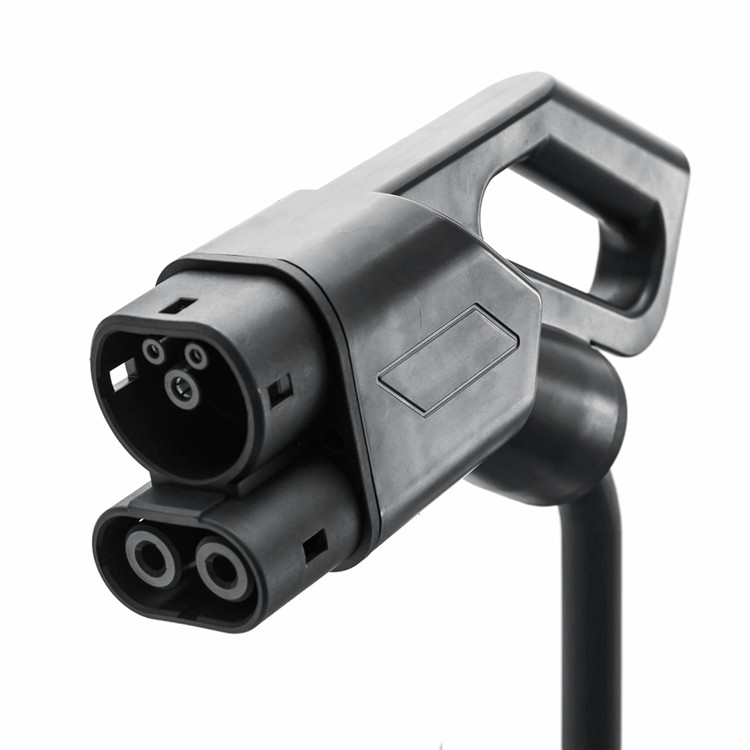 Single Phase EV High Voltage Charger with 5 M Cable SAE J1772 Standard CCS COMBO2 125A Plug Connector