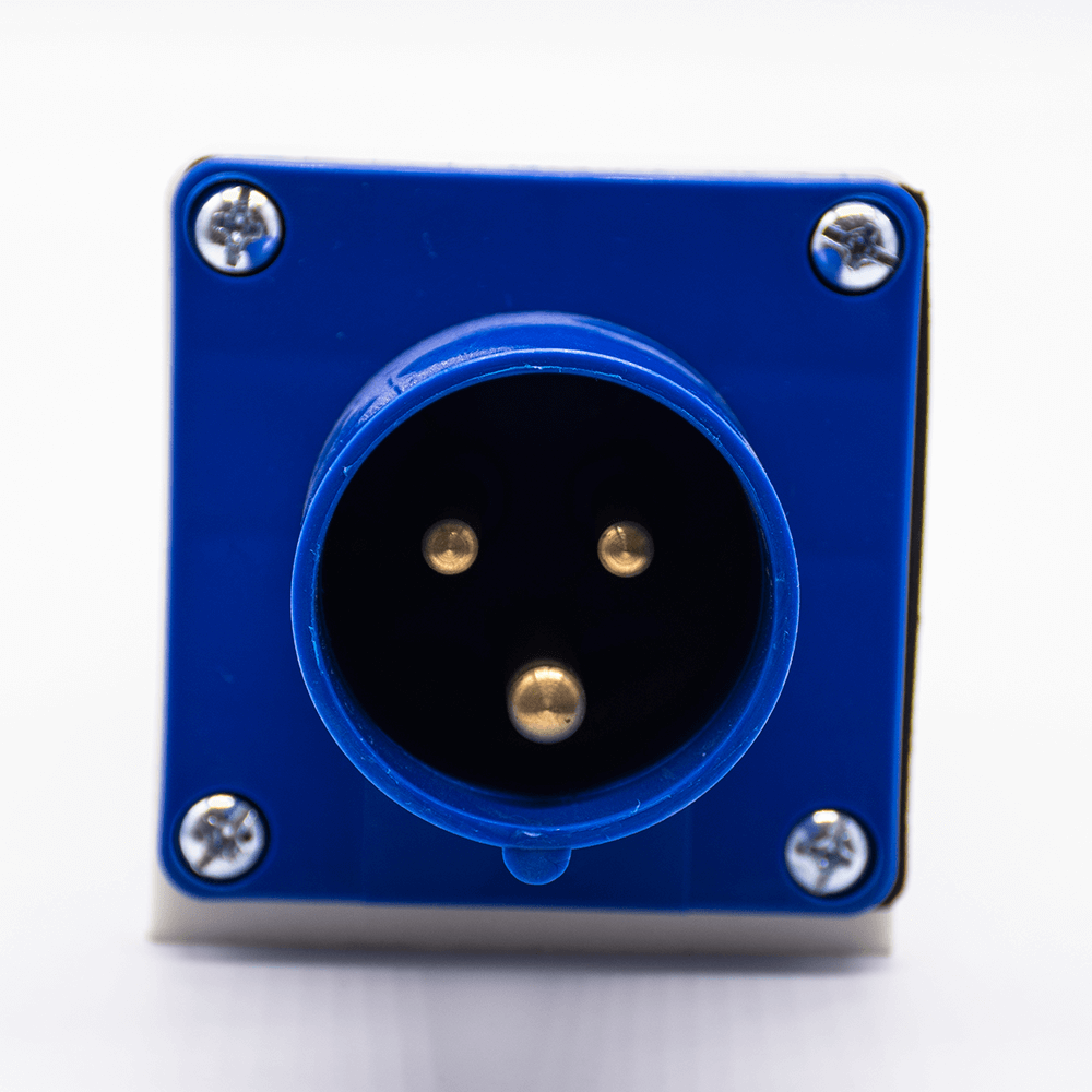 Reversed Industrial Connector Socket 3P 16A 220V-250V 2P+E 6h IP44